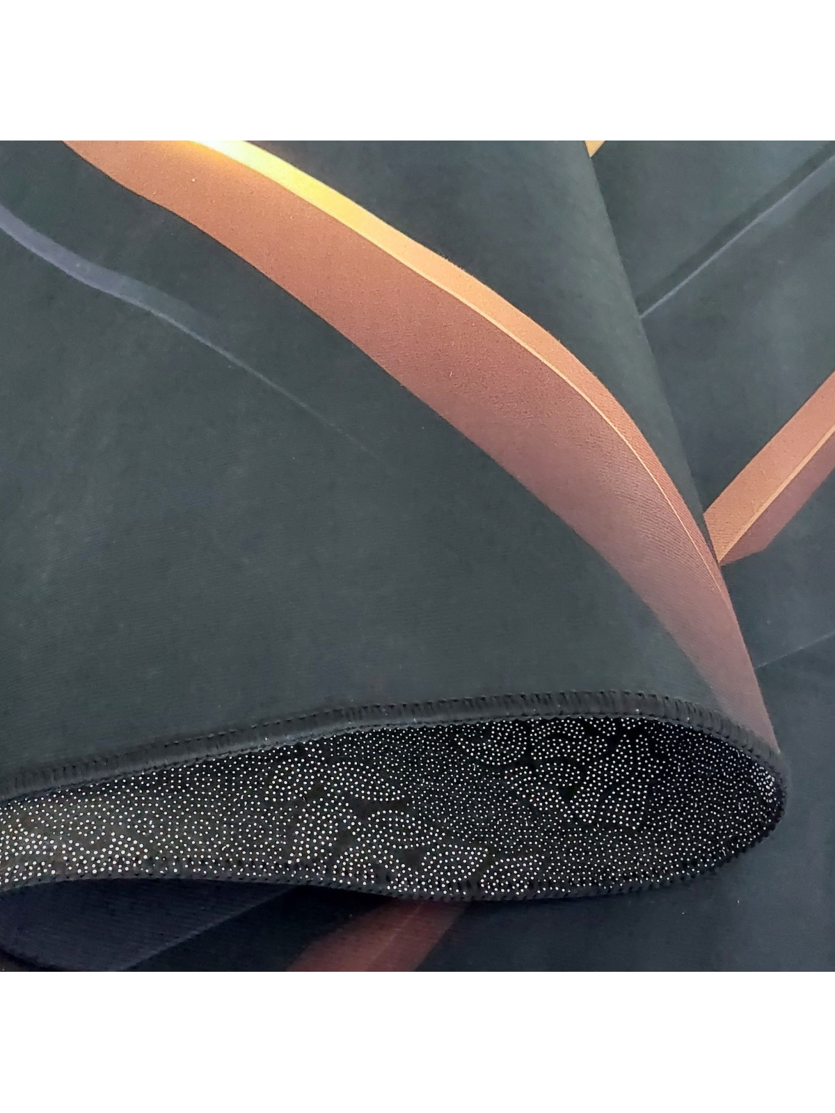 Dywan BLACK and GOLD N 03