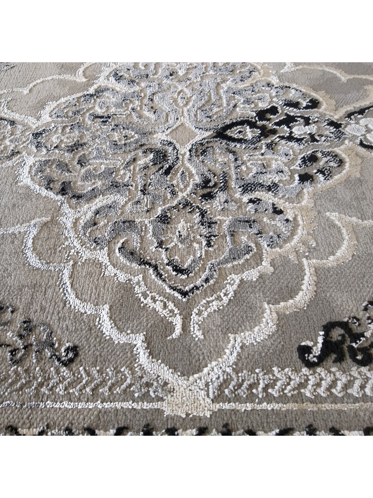 Dywan Ekskluzywny Angora 02 - Szaro - Czarny